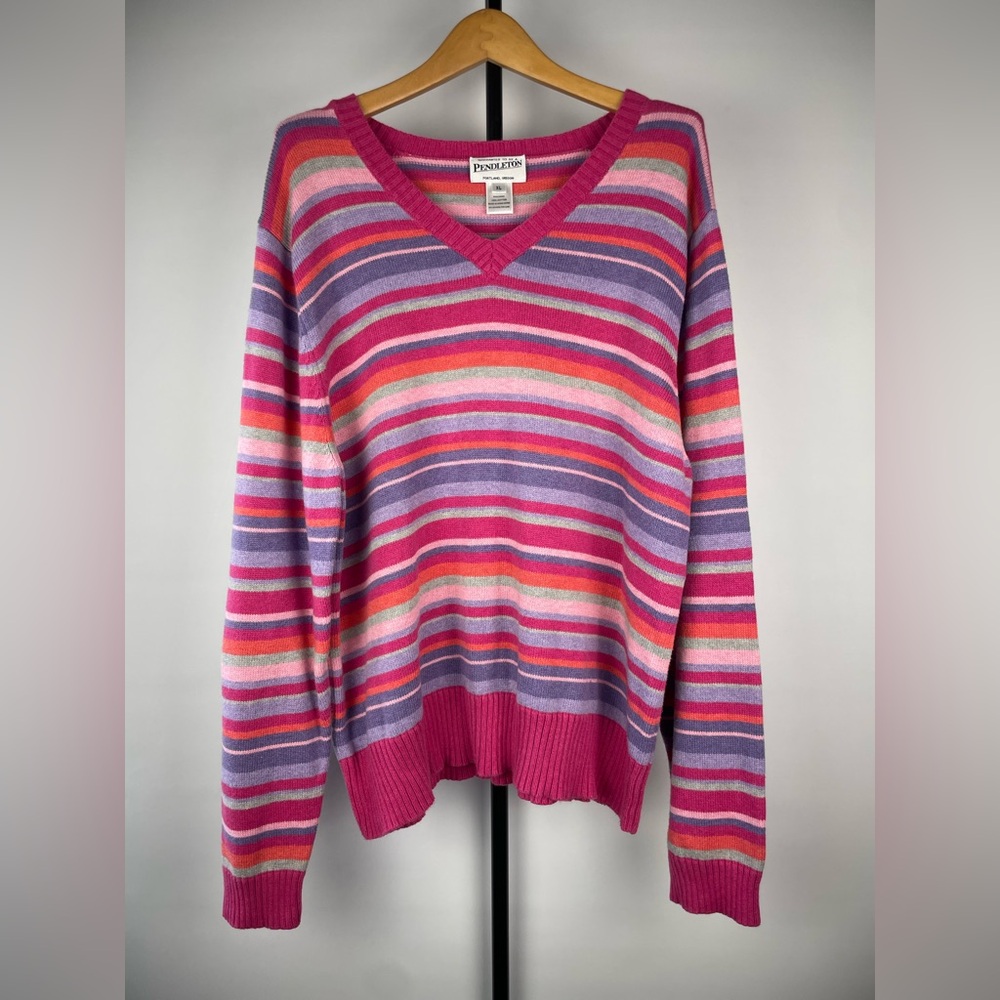 Vintage Pendleton Pink Purple Colorful Stripes 90s Women's V-Neck Knit‎ Sweater